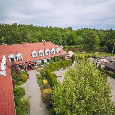 Hubertus Aparthotel & Restaurant & Horse Club Starogard Gdański Esterno foto