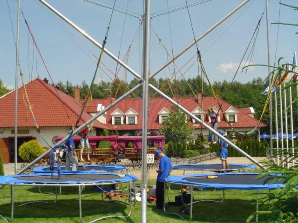 Hubertus Aparthotel & Restaurant & Horse Club Starogard Gdański Esterno foto